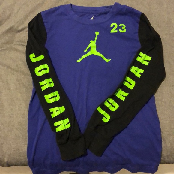 boys purple jordan shirt
